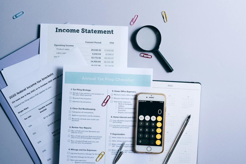Mastering Singapore Corporate Tax: A Strategic Guide to Incentives, Deductions, and Compliance